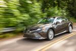 Toyota Camry Hybrid XLE 2017 года (NA)